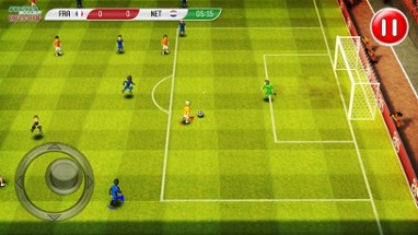 Striker Soccer Euro 2012 Lite: dominate Europe with your team Image