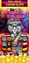 Lucky Slot Machine Games Image