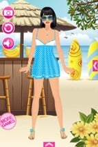 Dress-Up Beach Image