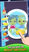 Monster Mommy's Newborn Pet Doctor - my new born baby salon &amp; mom adventure game for kids Image