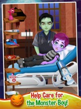 Mommy's Monster Pet Newborn Baby Doctor Salon - my new born spa care games! Image