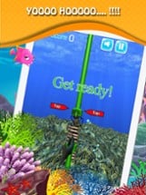 Splashy Fish - Underwater flappy gold fish game Image